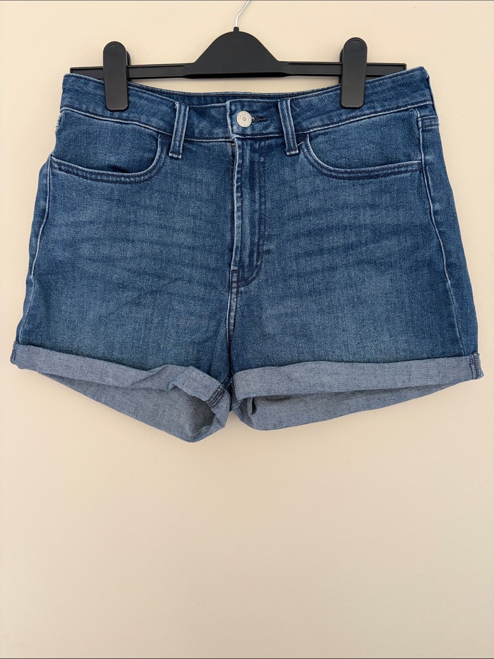 Old Navy Cuffed Denim Shorts Size 8